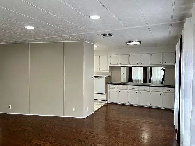 1245 W Cienega Ave space 102, San Dimas, CA 91773, USA