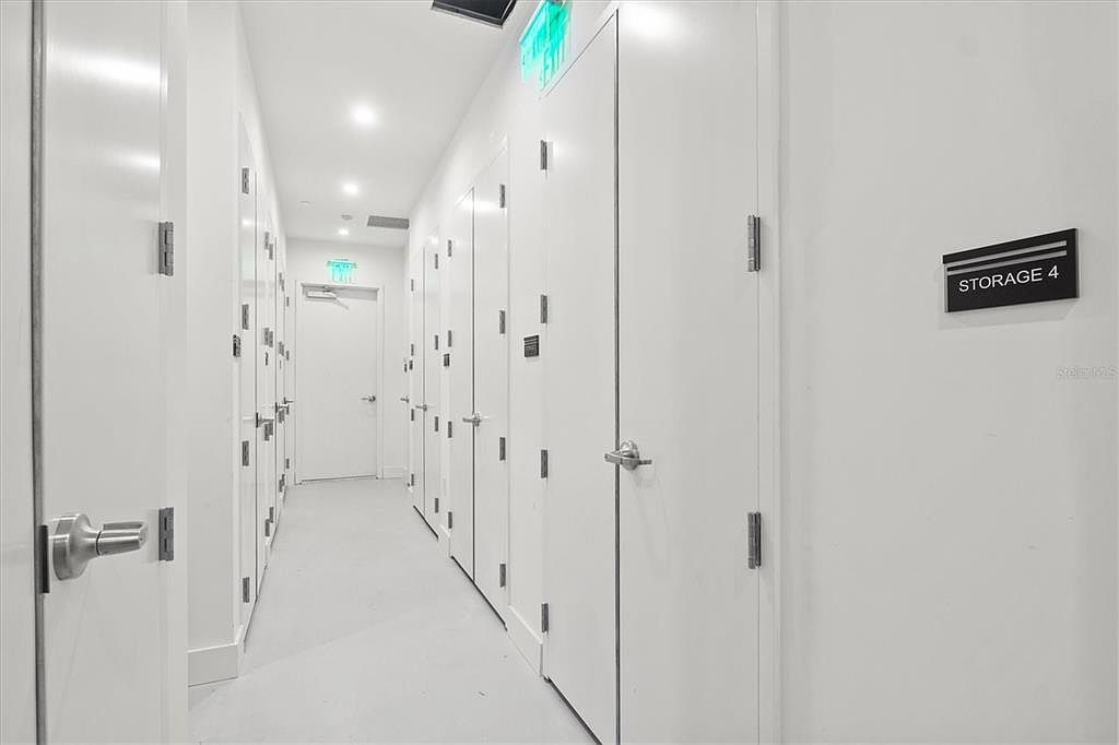 1335 2nd St UNIT 301 Sarasota, FL 34236 | Condominium