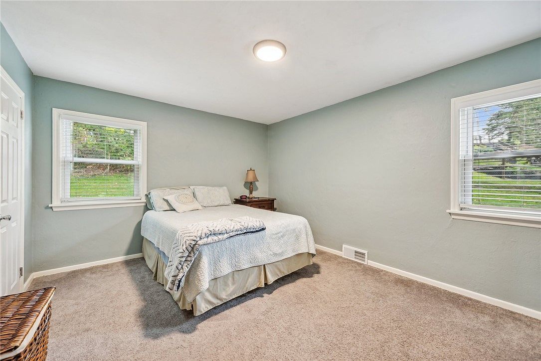 301 Lewis Ave Jeannette, PA 15644  | Single Family