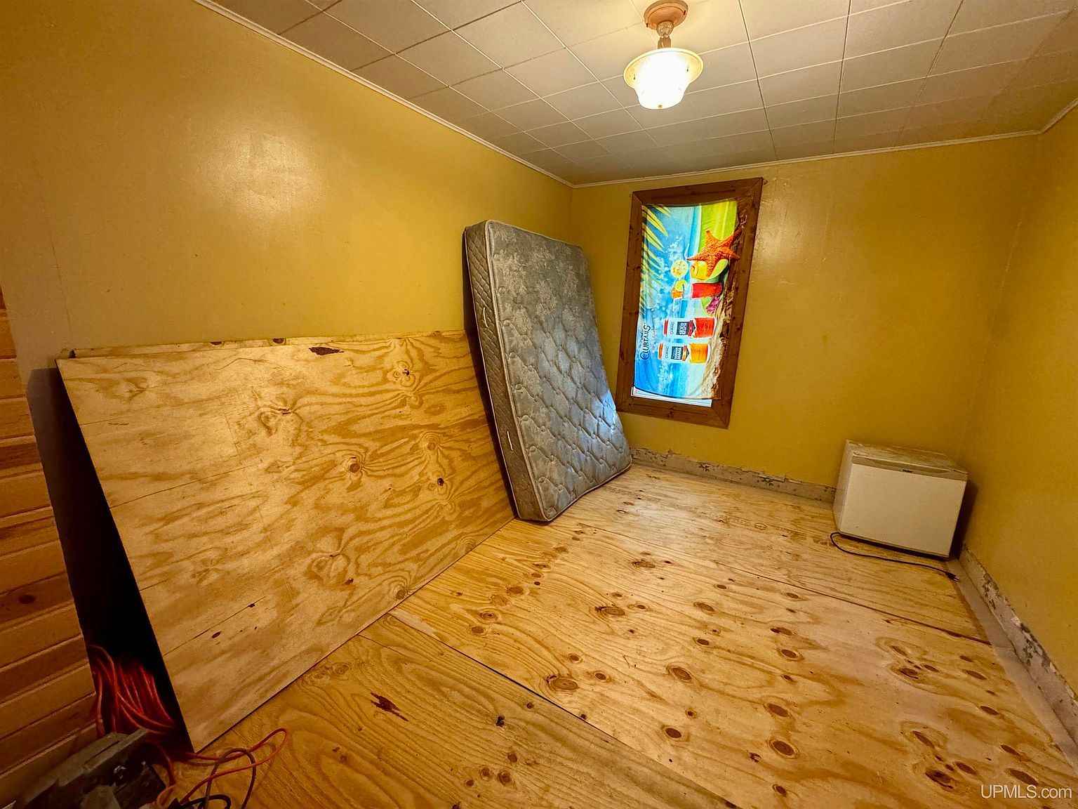 329 Maple Ave Amasa, MI 49903  | Single Family