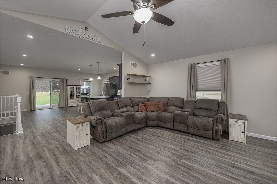 10450 State Route 36 SW Pt Washington, OH 43832  | Single Family