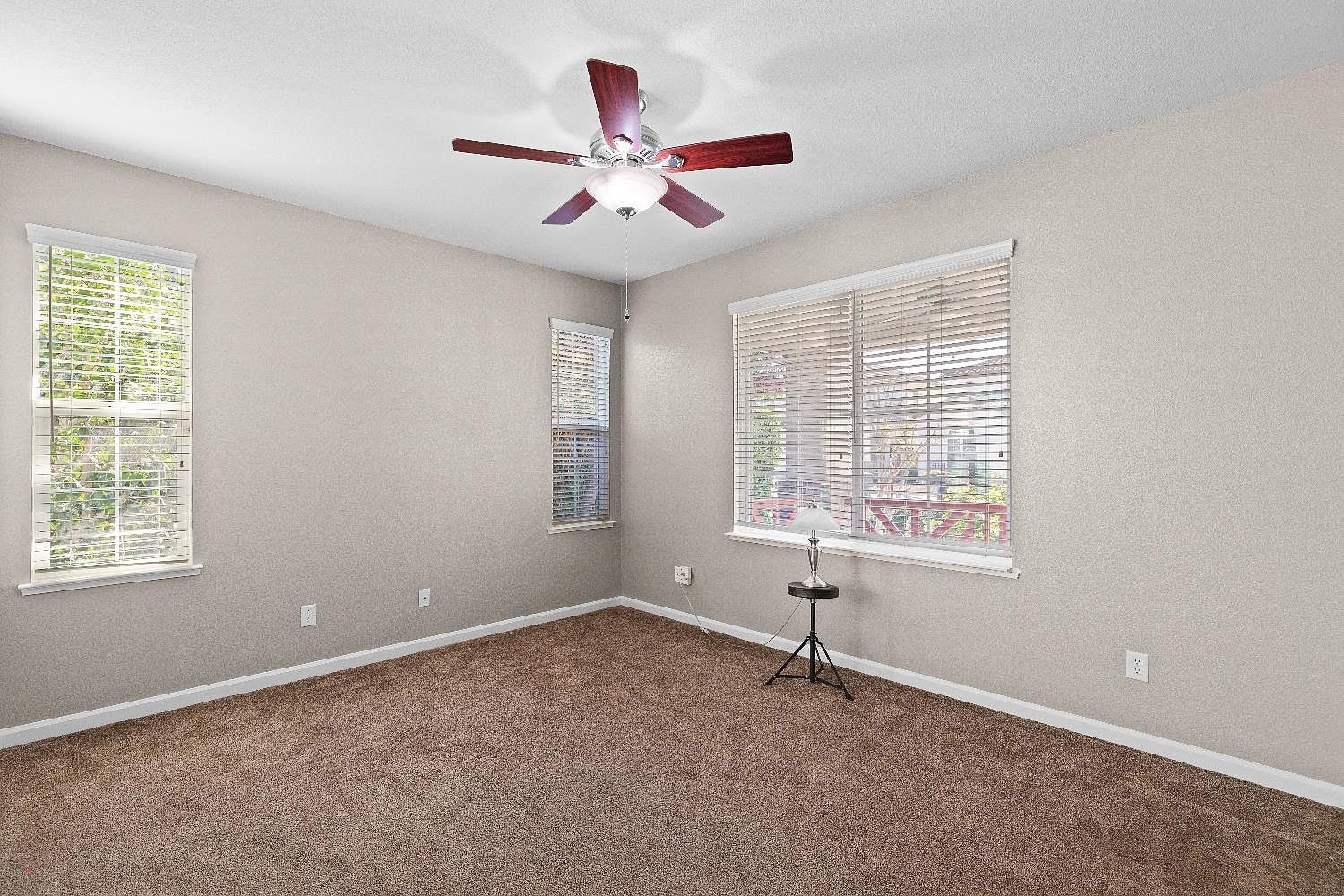 821 Hometown Way Modesto, CA 95356  | Single Family