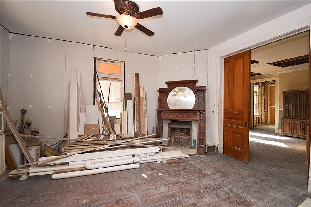 1308 N 11th St Saint Joseph, MO 64501  | Single Family