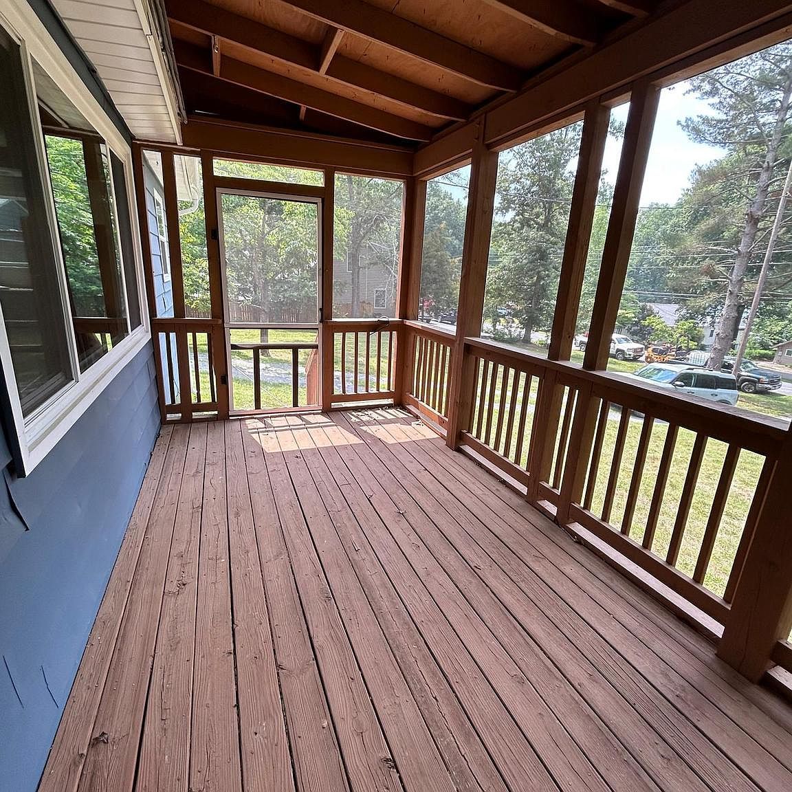 1346 N Lakeshore Dr Louisa, VA 23093  | Single Family