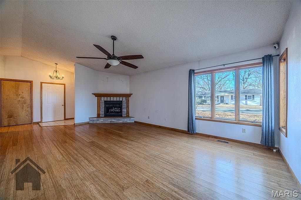 203 Frances St Waynesville, MO 65583  | Single Family