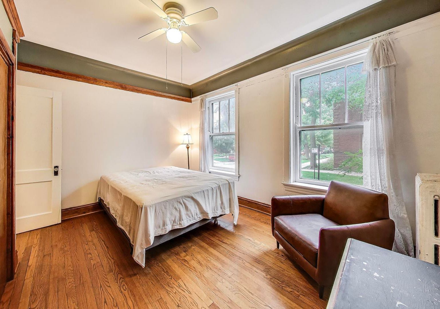 1254 W Thorndale Ave APT 1W Chicago, IL 60660  | Condominium