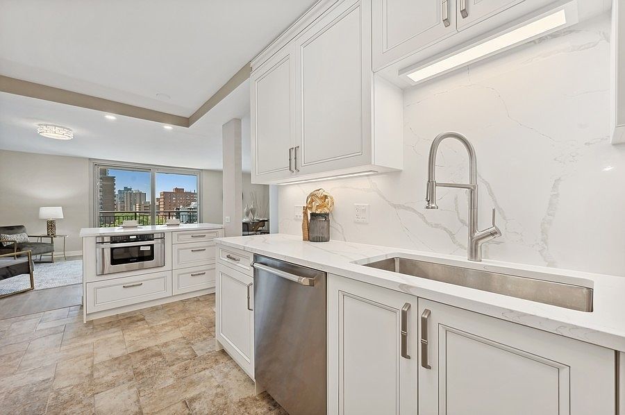 6007 N Sheridan Rd APT 7J Chicago, IL 60660 | Condominium