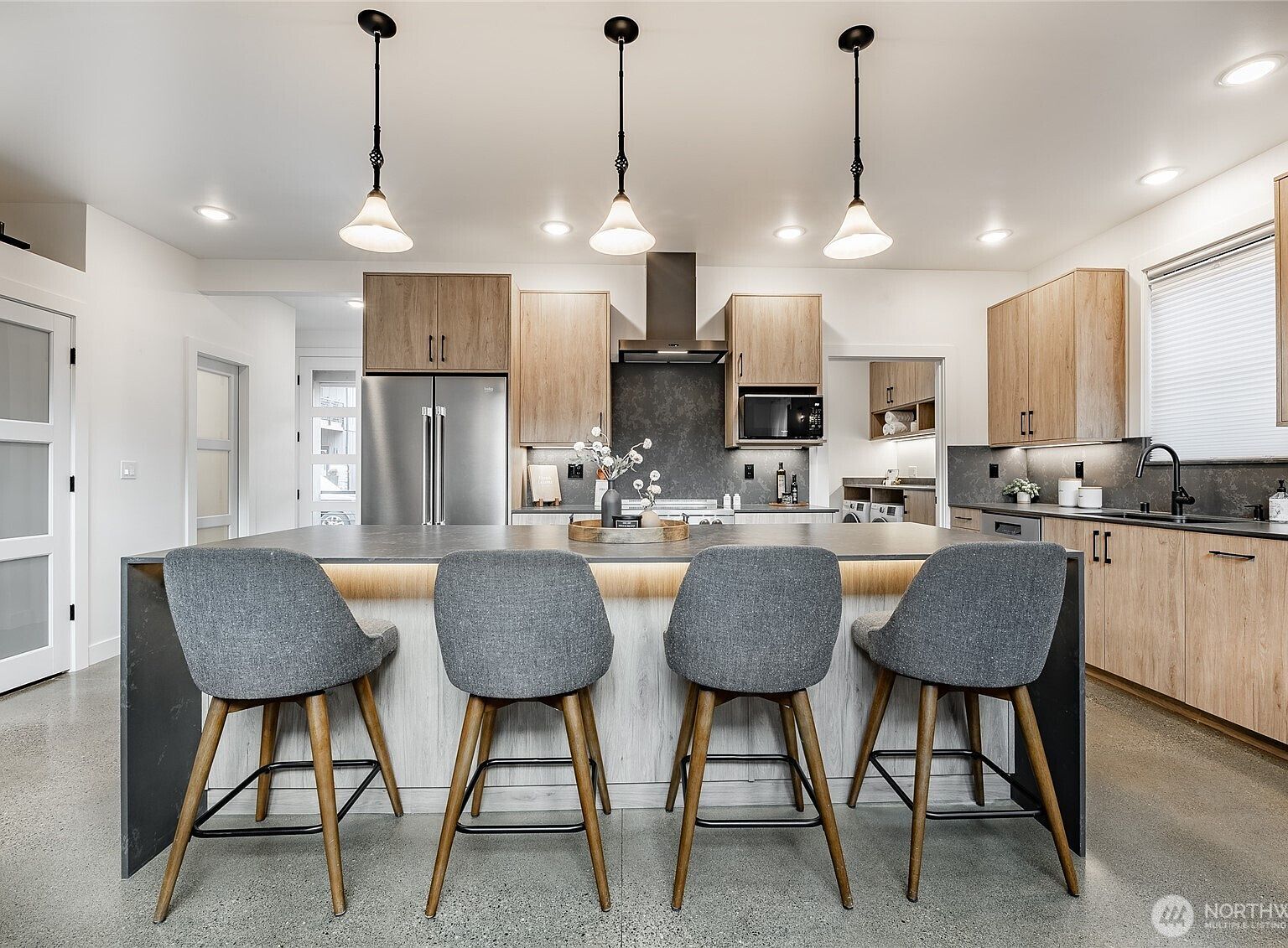 204 Pebblebrook Dr Lynden, WA 98264 | Condominium