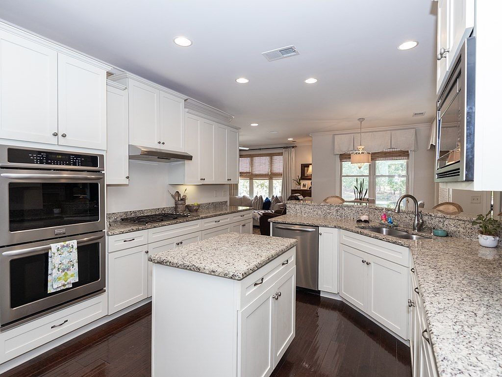 12012 Water Ridge Dr Oxford, MS 38655  | Single Family