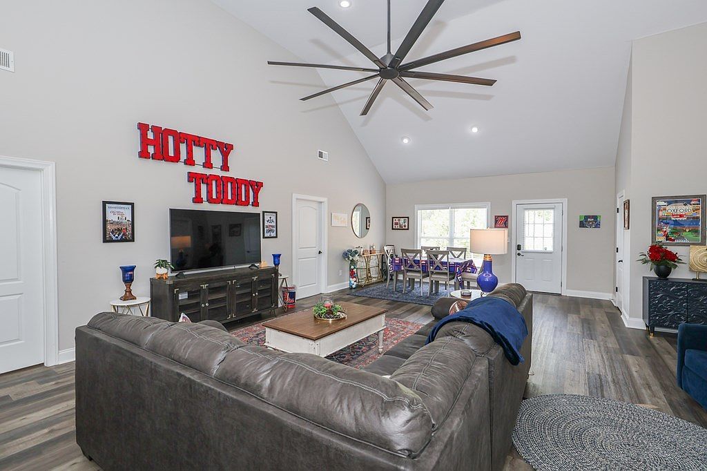 400 Olive Branch Way Oxford, MS 38655  | New build