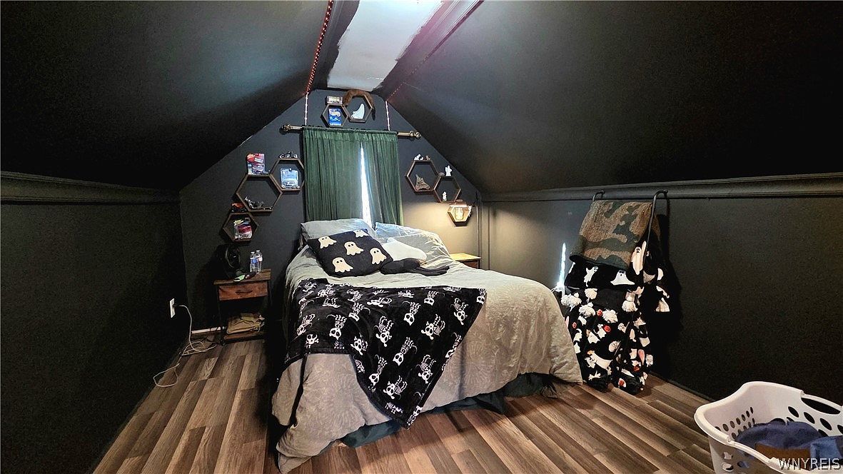 68 Chapel Ave Buffalo, NY 14225 | Single Family