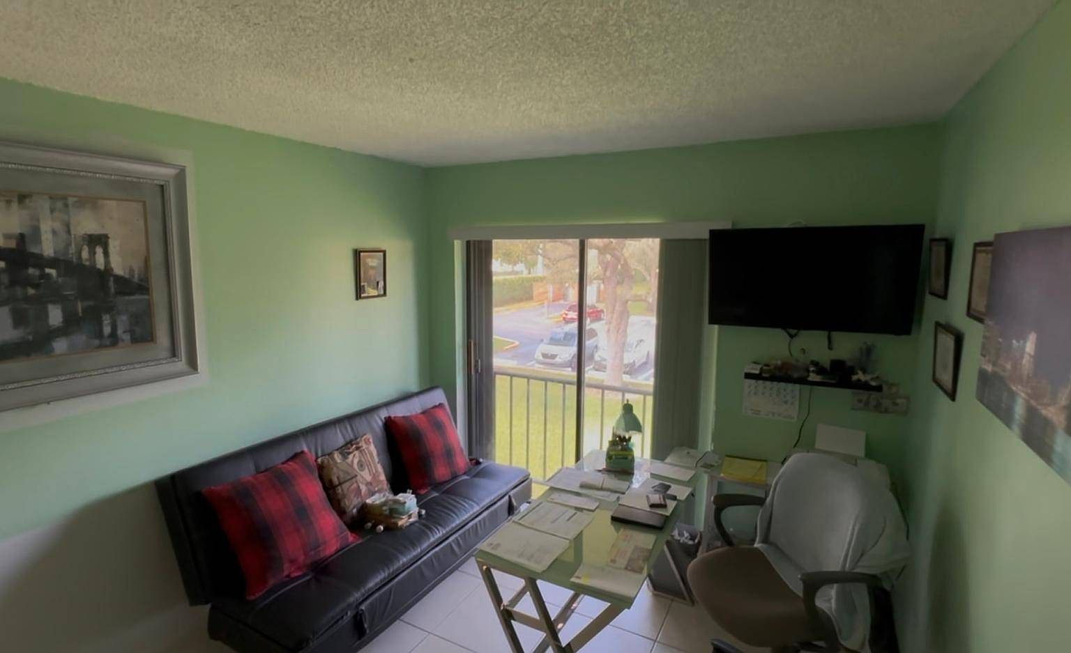 5779 Washington St Hollywood, FL 33023  | Condominium