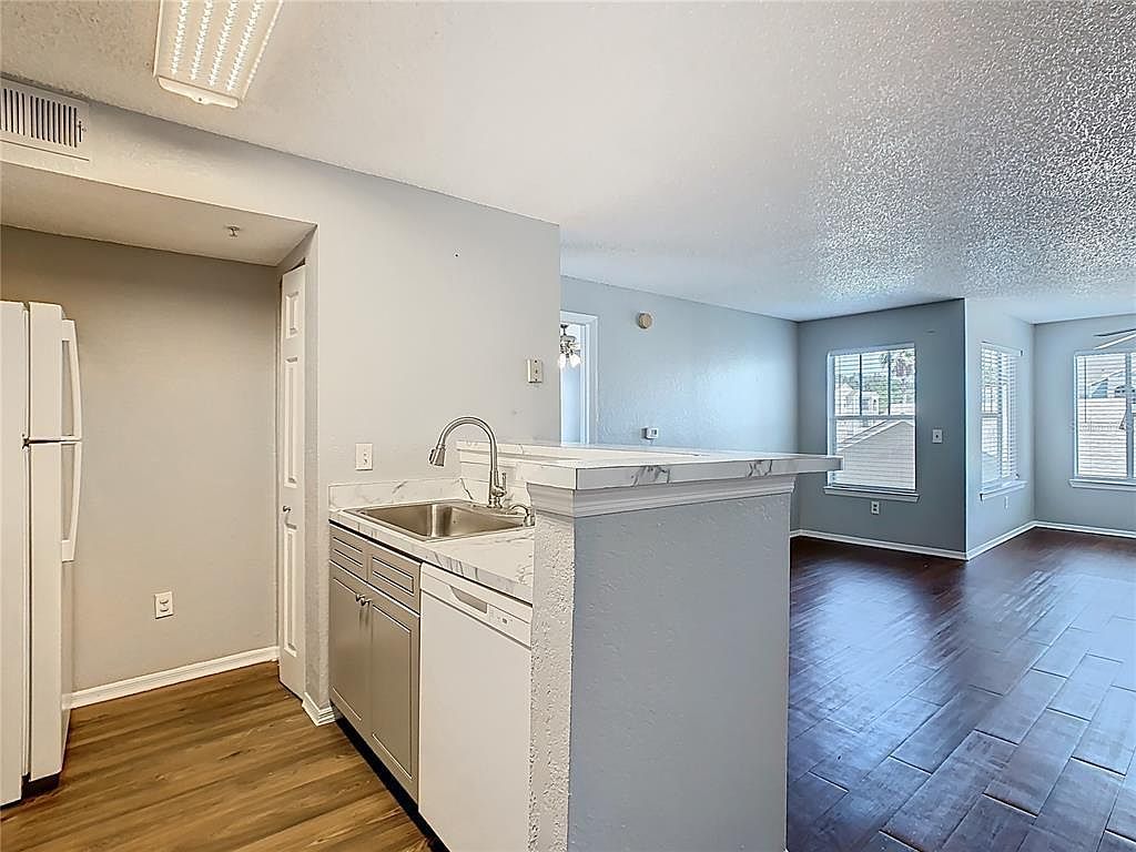 2210 Grand Cayman Ct APT 1726 Kissimmee, FL 34741  | Condominium