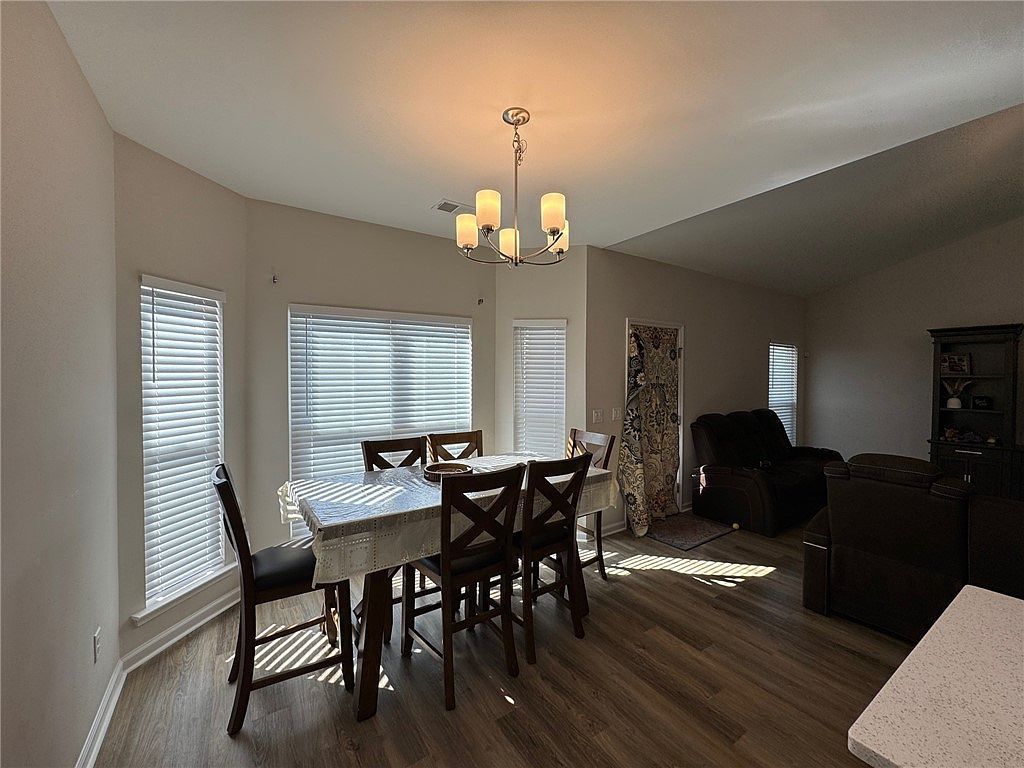 279 Chestnut Dr Brunswick, GA 31523  | Single Family