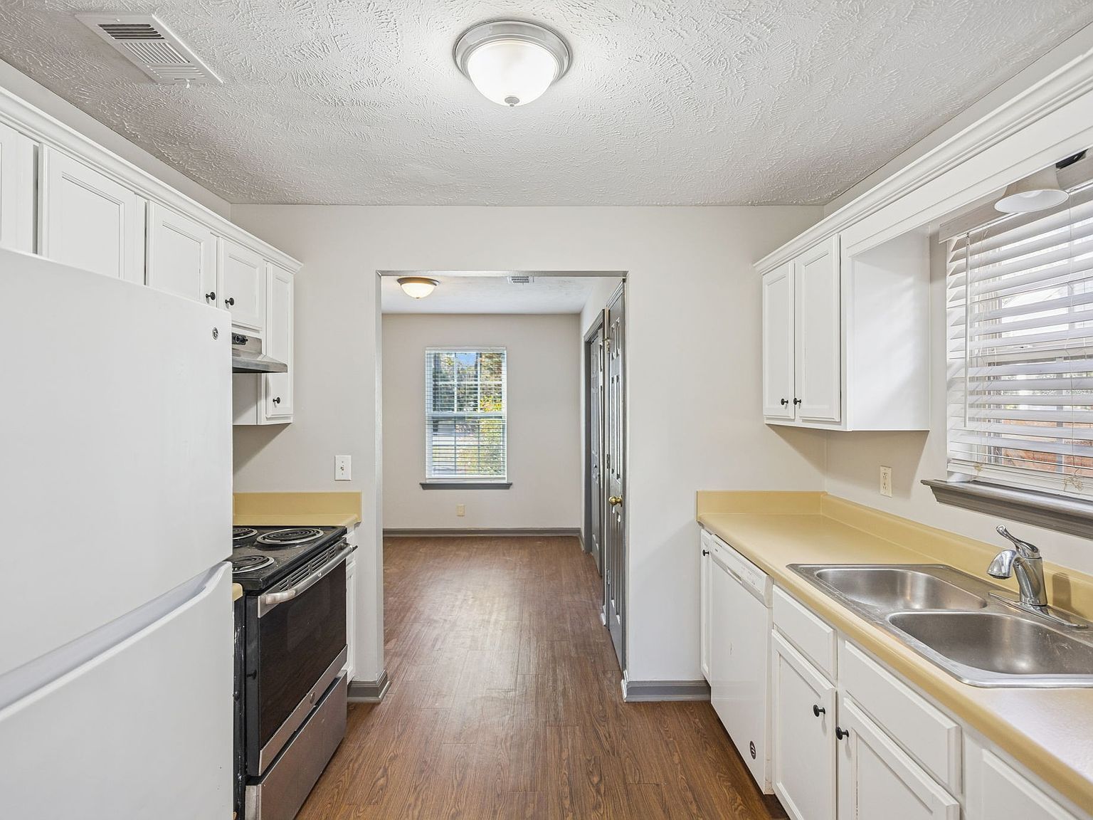 2043 Bradyville Pike Murfreesboro, TN 37130  | Single Family