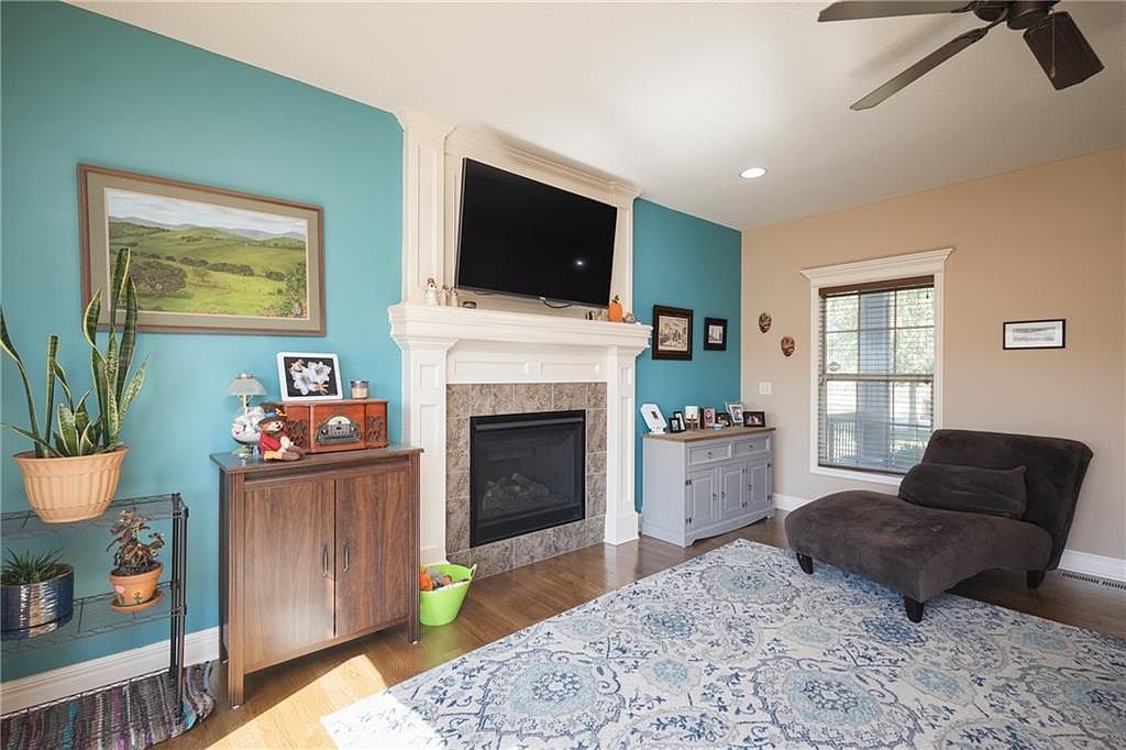 1814 Cayhill Ct Warrensburg, MO 64093  | Single Family