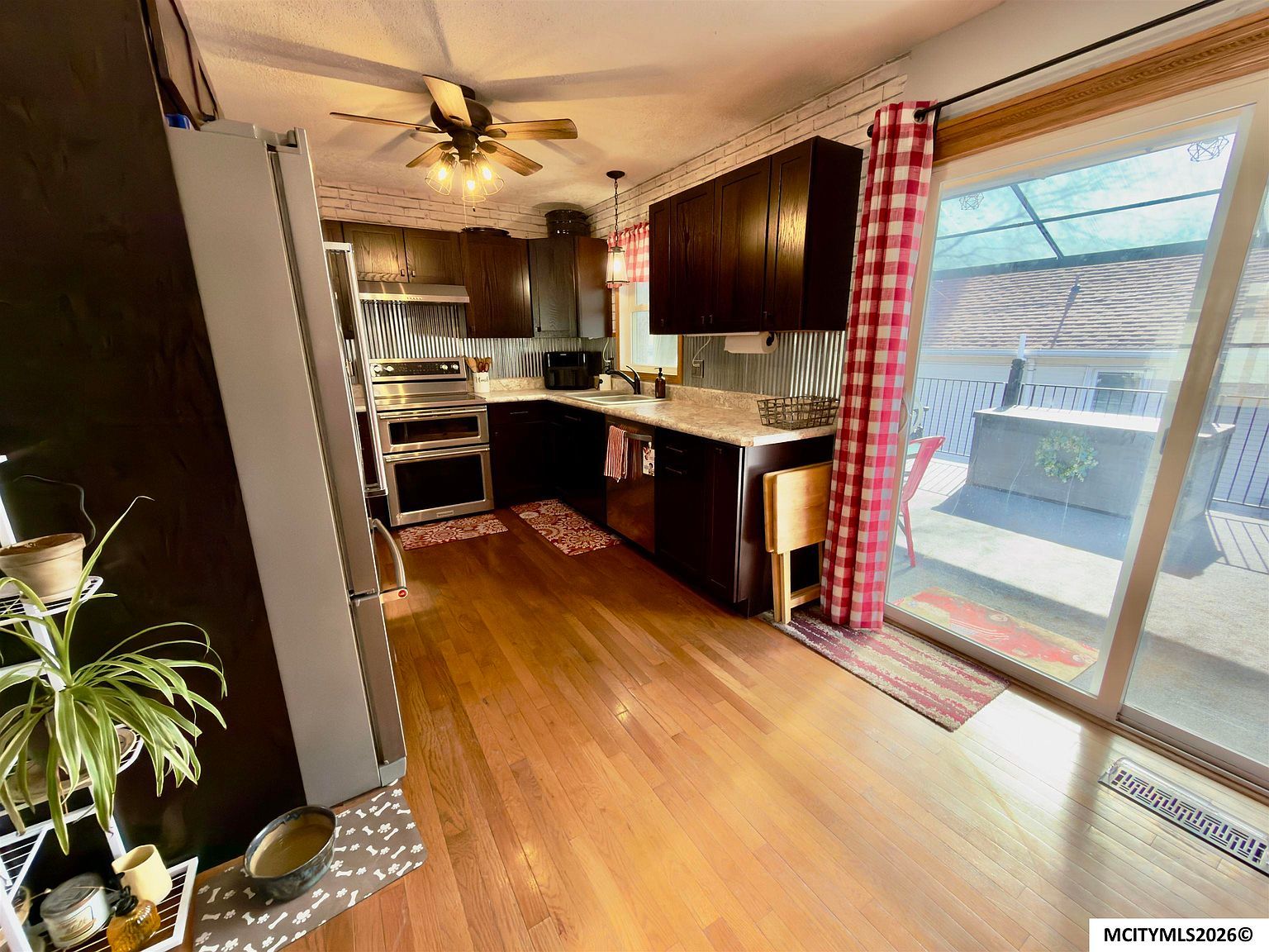 811 9th St NW Mason City, IA 50401 | Single Family