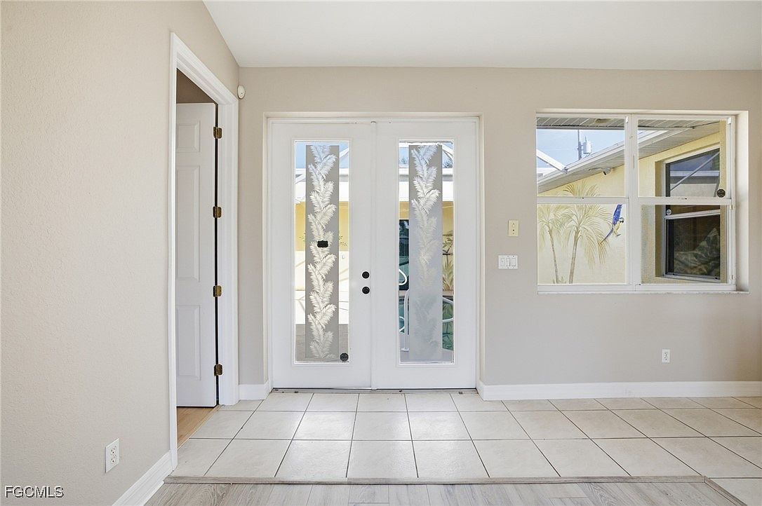 1012 SE 5th Ter Cape Coral, FL 33990  | Single Family