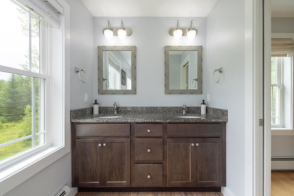 52 Jeffrey Dr Sunapee, NH 03782 | Single Family