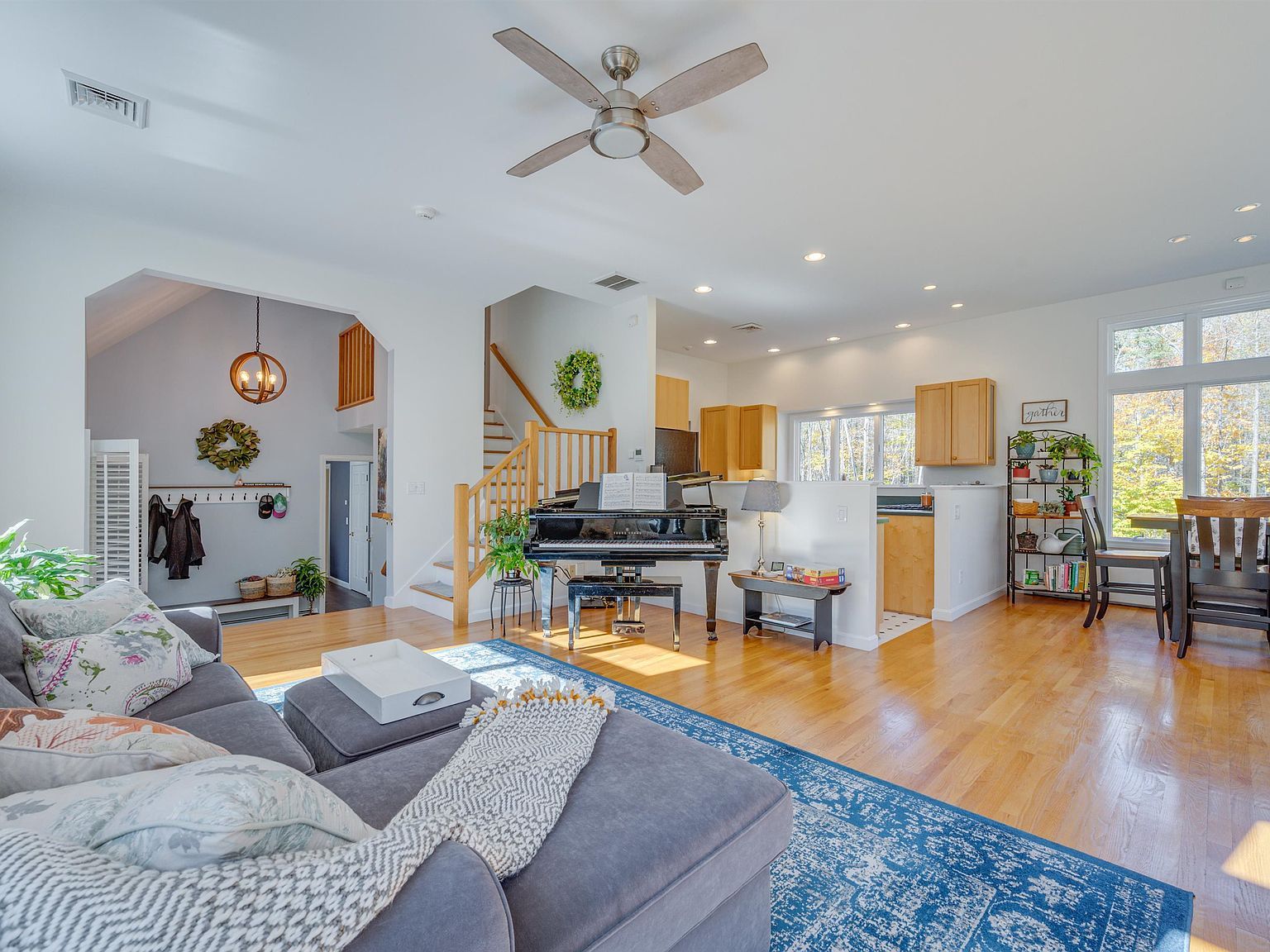 112 Apple Hill Rd Sunapee, NH 03782  | Single Family