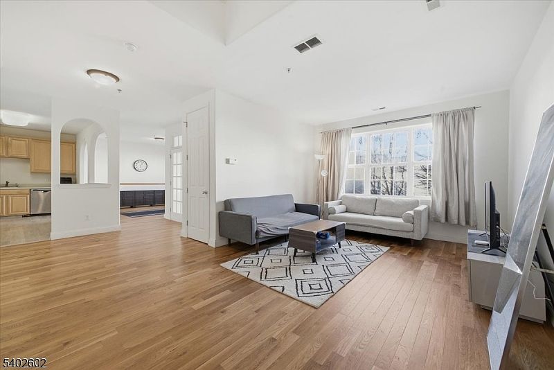 228 Windmill Ct Phillipsburg, NJ 08865  | New build