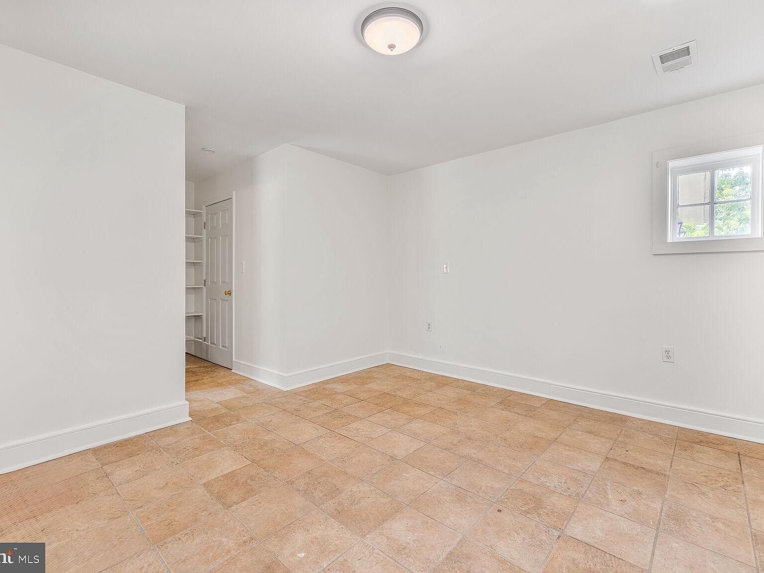 7901 Warfield Rd Gaithersburg, MD 20882 | Single Family