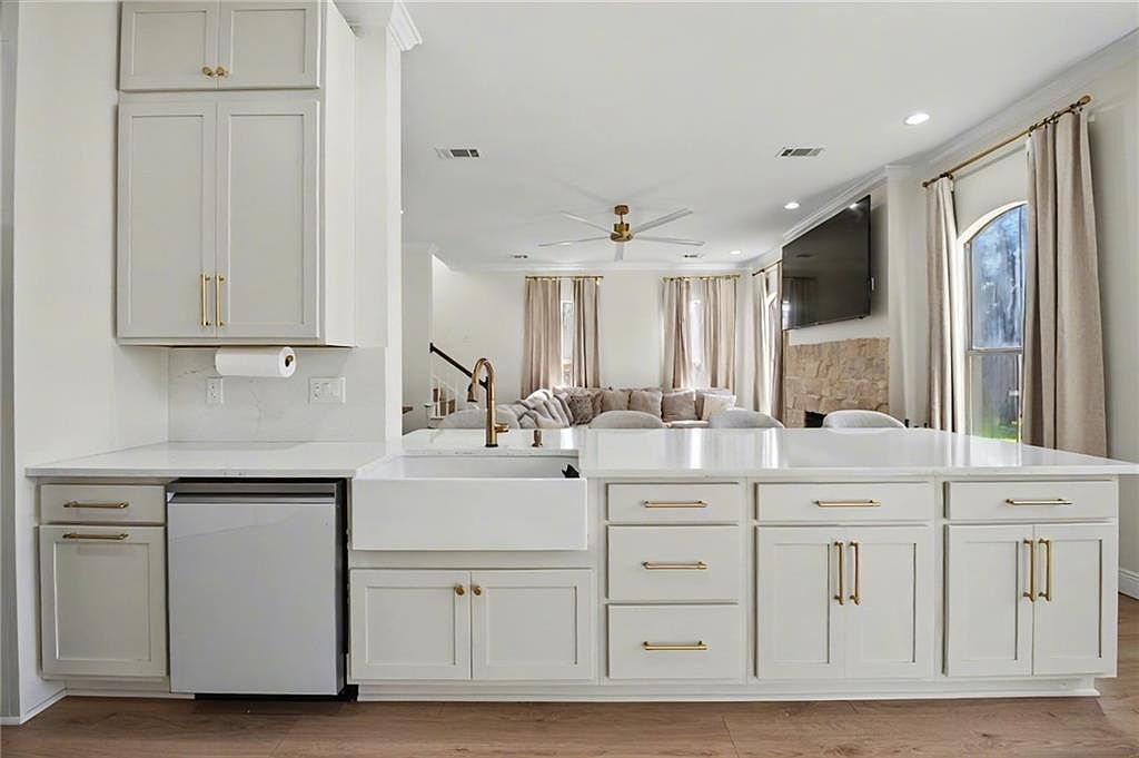 204 Hidden Springs Ln Covington, LA 70433  | Single Family