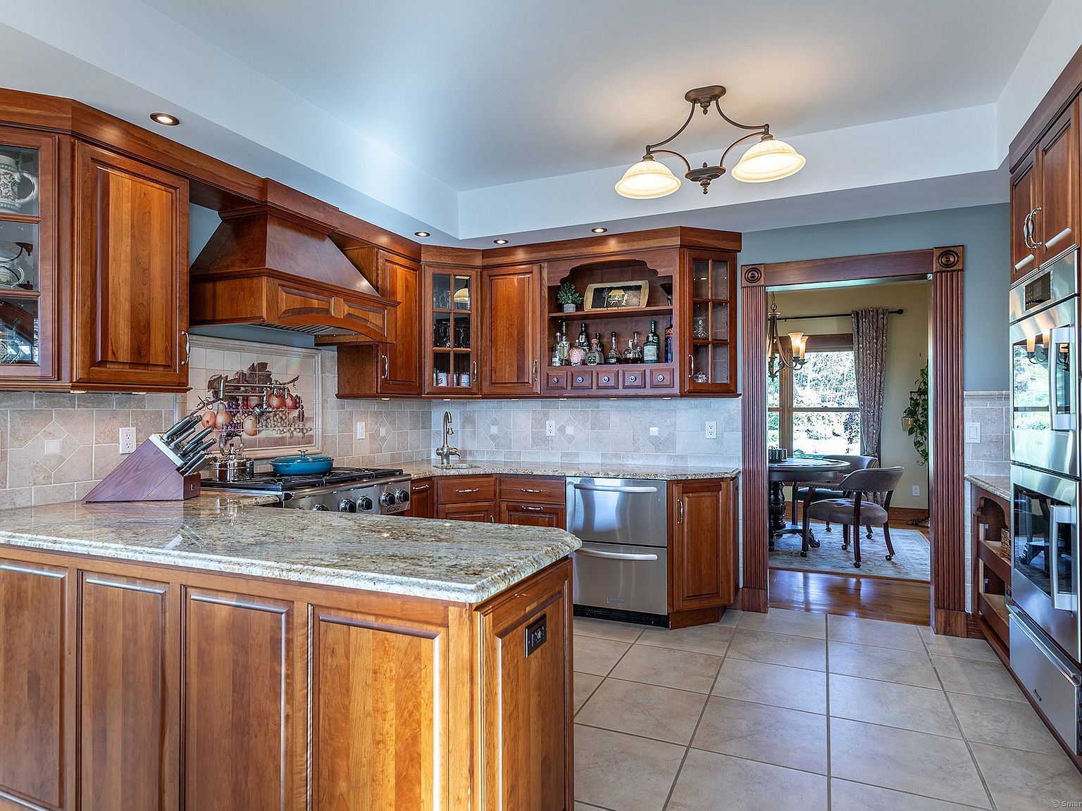 8 Bobcat Ln Warren, CT 06754  | Single Family