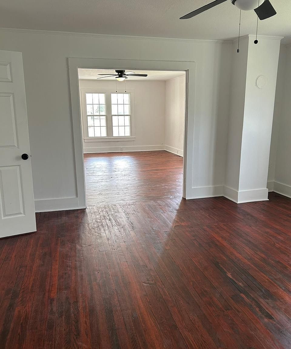 601 N Hickory St Searcy, AR 72143 | Single Family