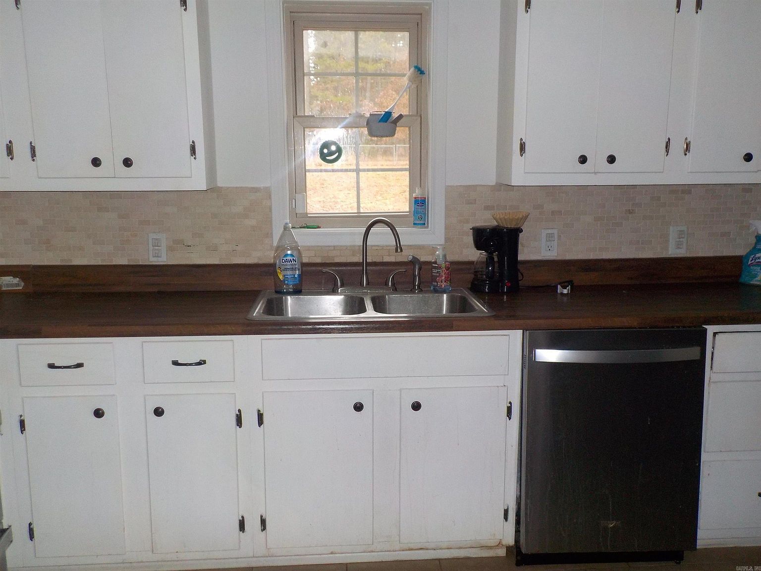 4 Friendship Rd Rose Bud, AR 72137  | Single Family