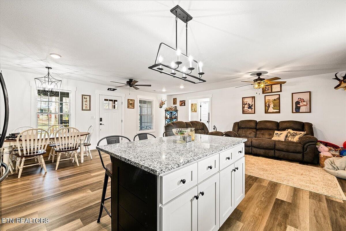 258 Old Middlesboro Hwy La Follette, TN 37766 | Single Family