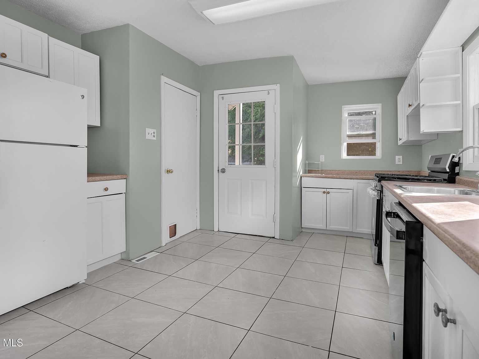 1536 State St Schenectady, NY 12304  | Single Family