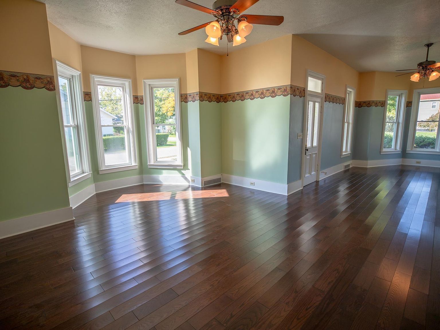 301 E North St Bourbon, IN 46504 | Single Family