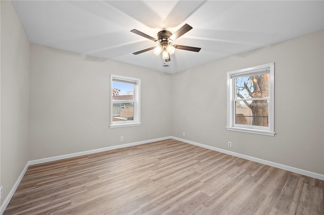 643 E Court St Paris, IL 61944 | Single Family