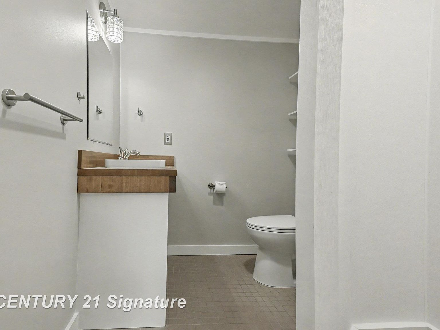 474 W Taylor Dr Sanford, MI 48657  | Single Family