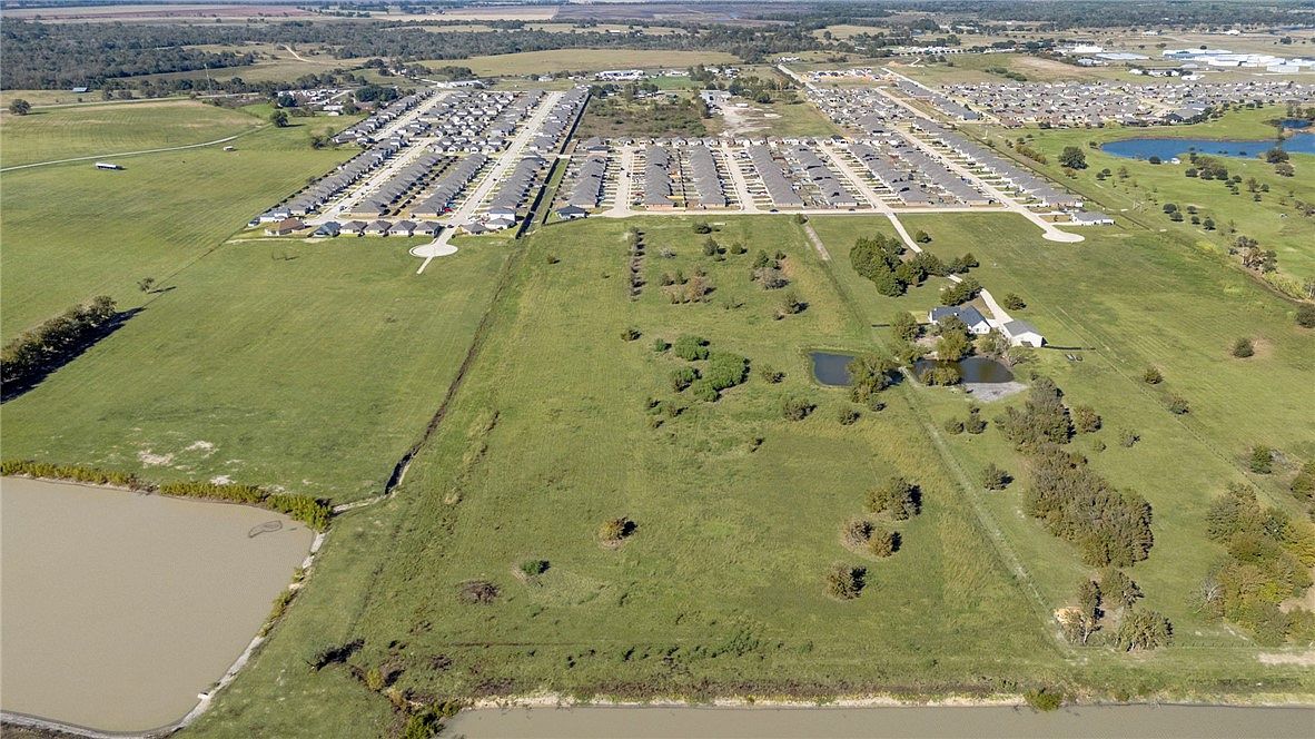 46 9th St Navasota, TX 77868  | Land/Lot