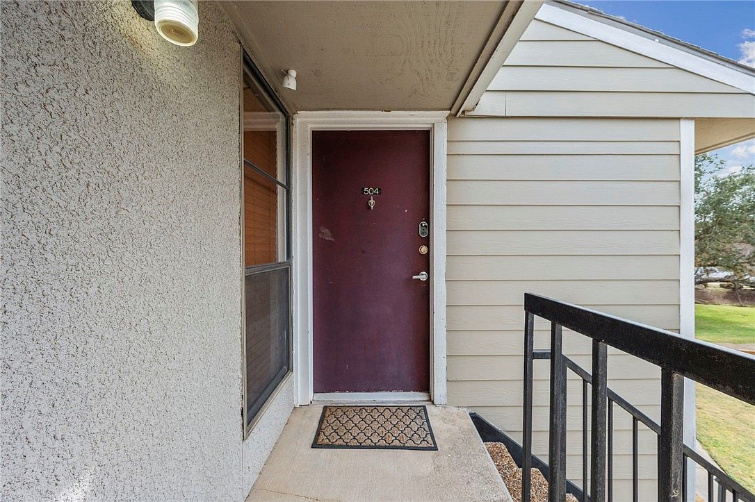 1901 Holleman Dr W APT 504 College Station, TX 77840 | Condominium