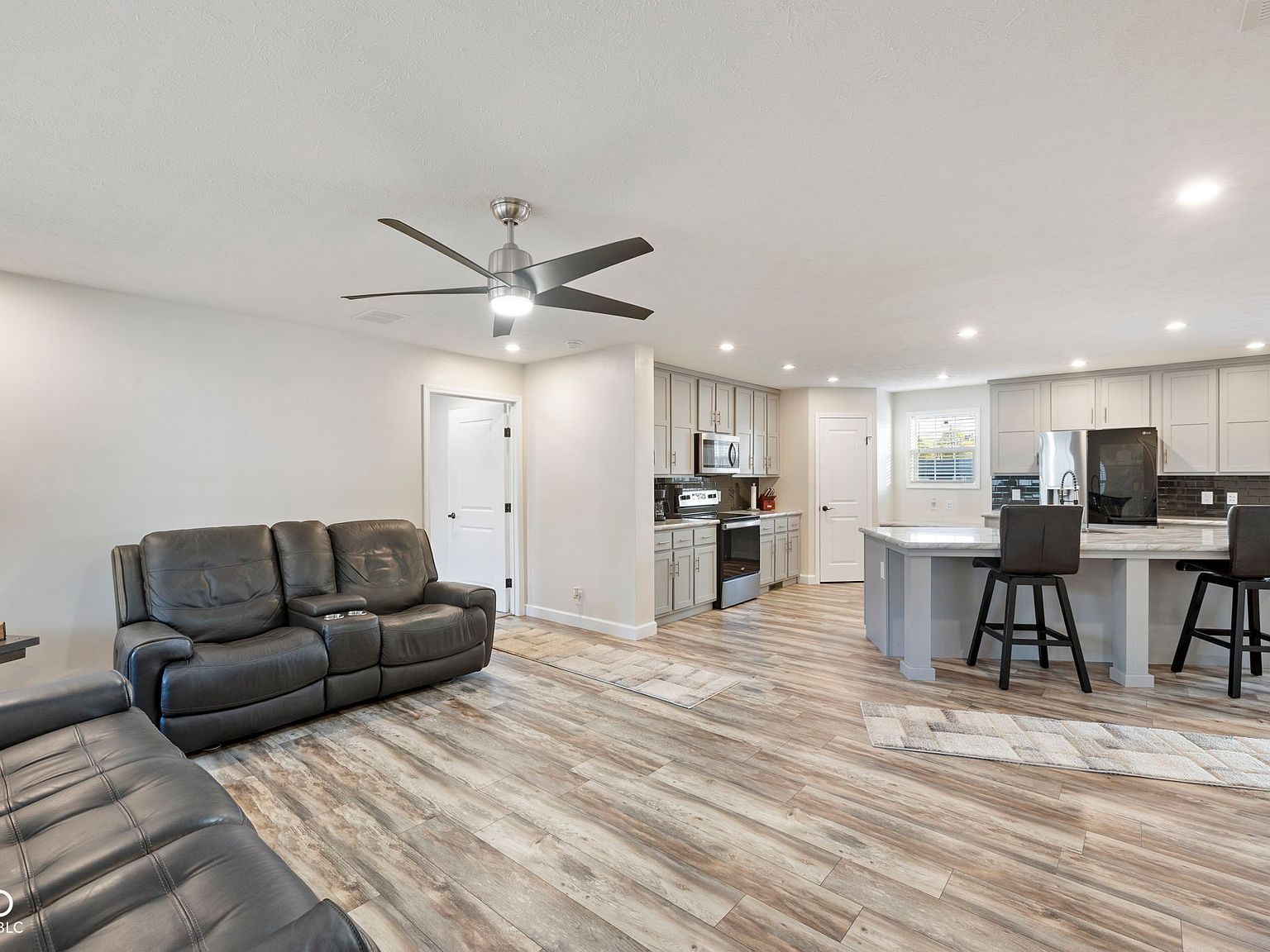 112 E College St Bainbridge, IN 46105 | Single Family