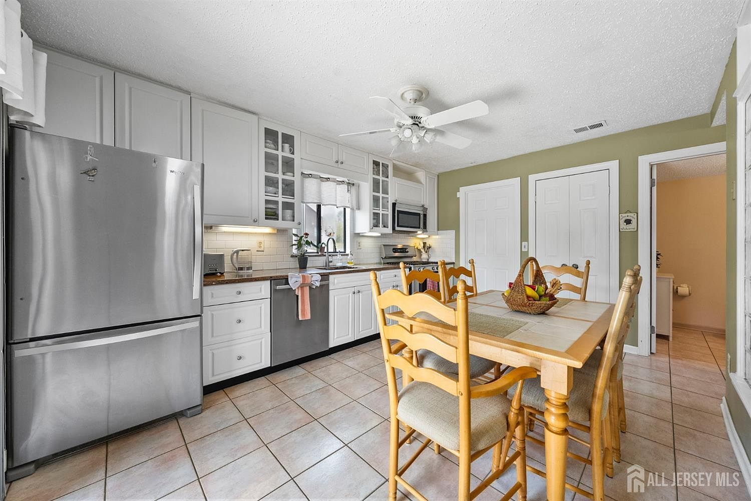 18 Westgate Dr Edison, NJ 08820 | New build