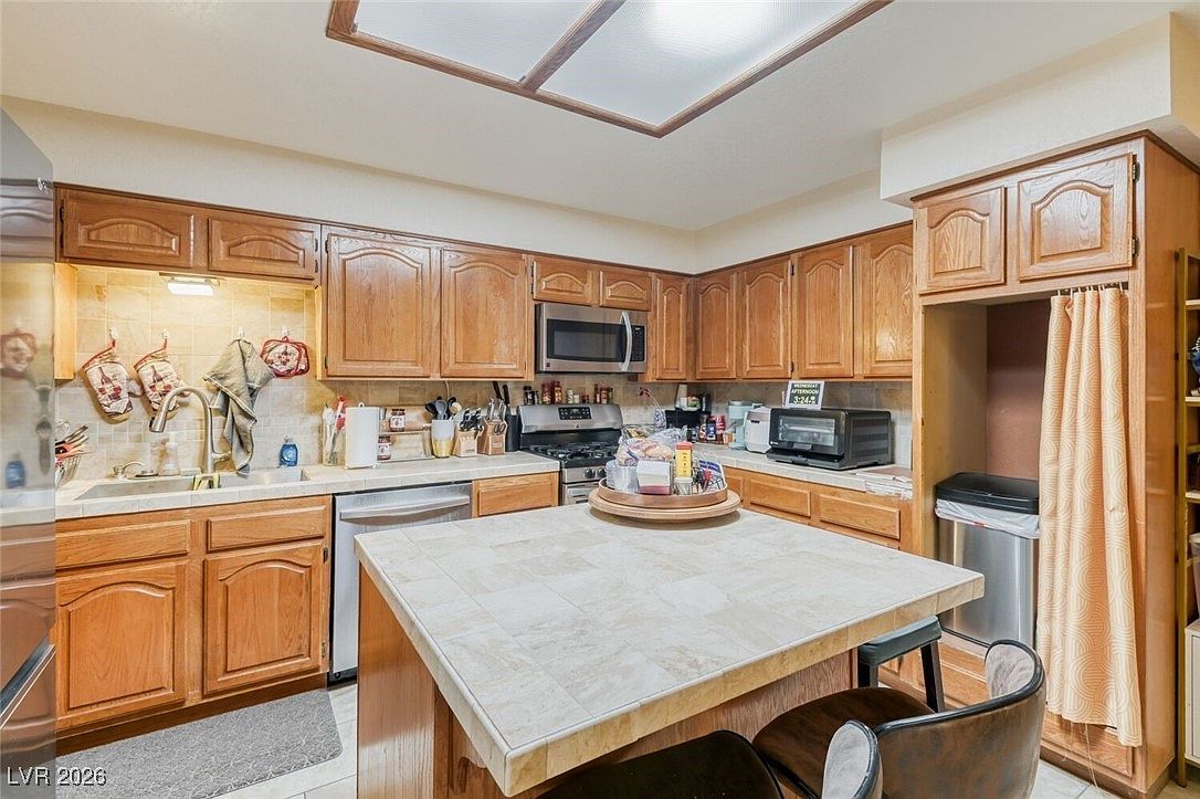 3607 Laguna Verde Way Las Vegas, NV 89121  | New build