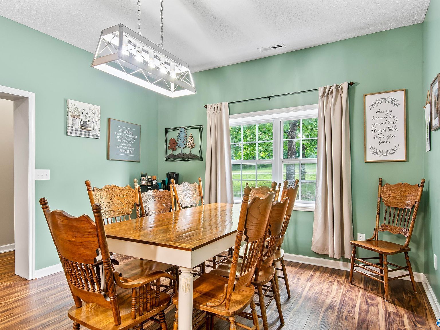 3816 Browns Valley Rd Guntersville, AL 35976  | Single Family