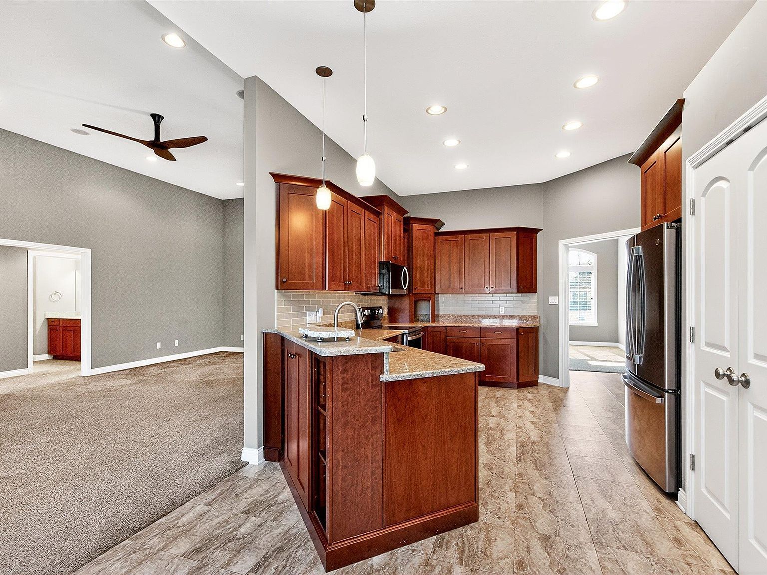 5504 W Sawgrass Way Muncie, IN 47304  | Single Family