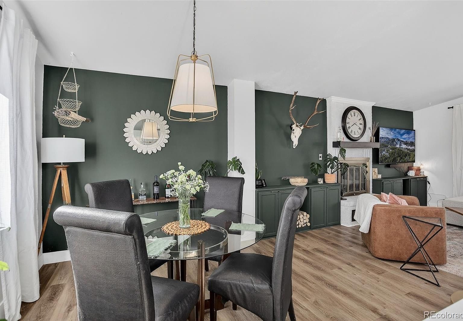 490 Quentin St Aurora, CO 80011  | Single Family