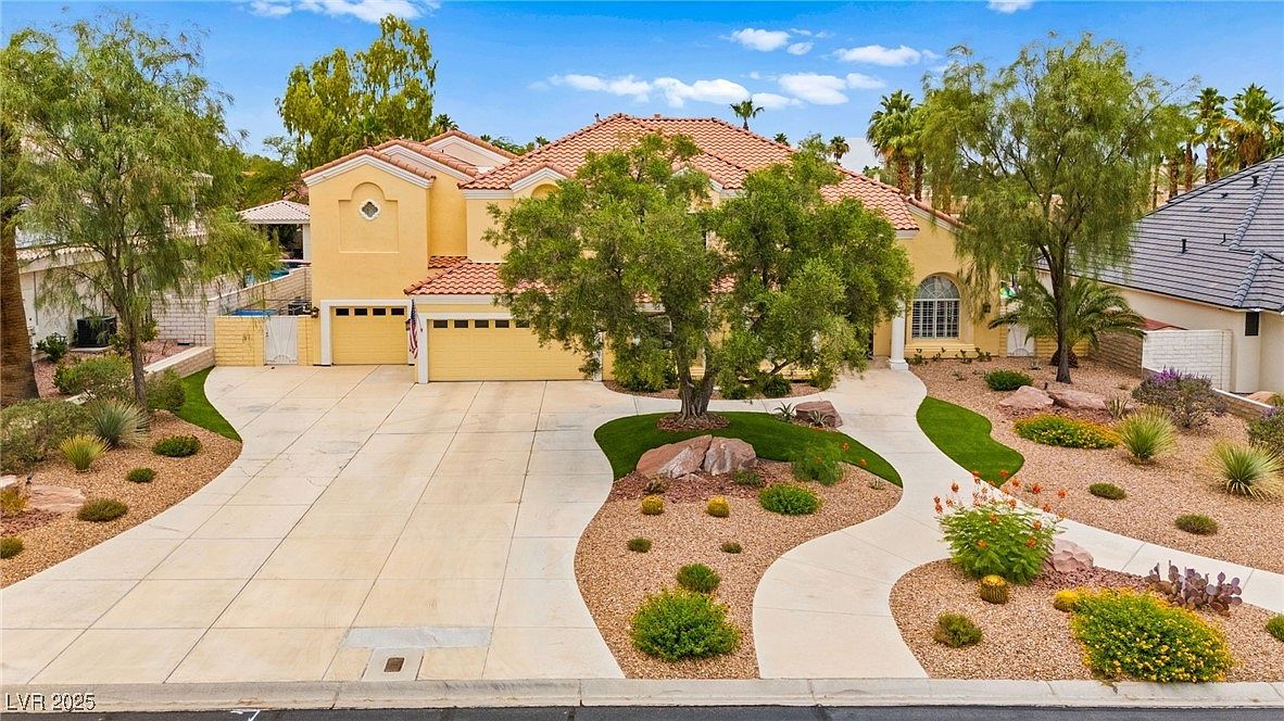 7428 Doe Ave Las Vegas, NV 89117 | Single Family