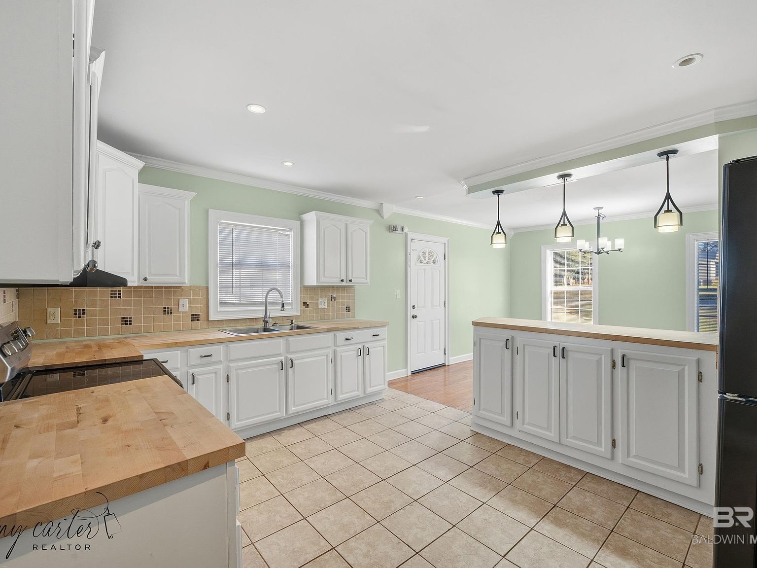 604 S Mount Pleasant Ave Monroeville, AL 36460  | Single Family