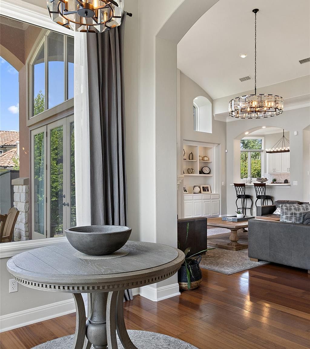 25616 Kahala Sunset Ct Spicewood, TX 78669 | Single Family