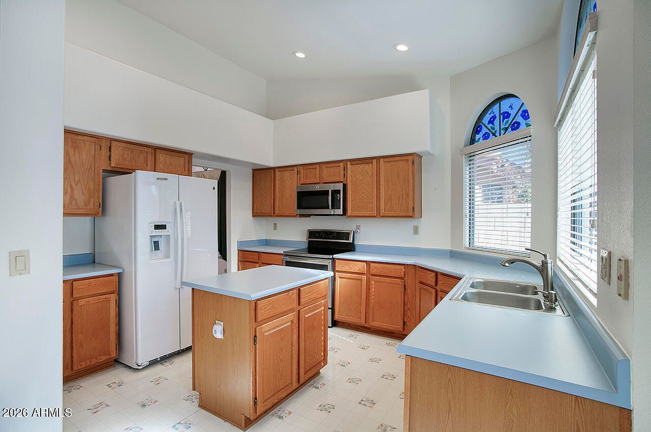 10941 W Cottonwood Ln Avondale, AZ 85392 | Single Family