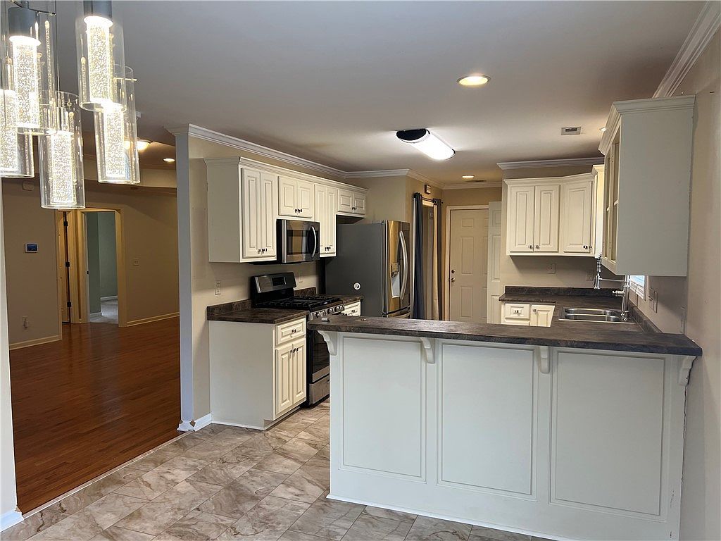 107 Regency Walk Pickens, SC 29671  | Single Family