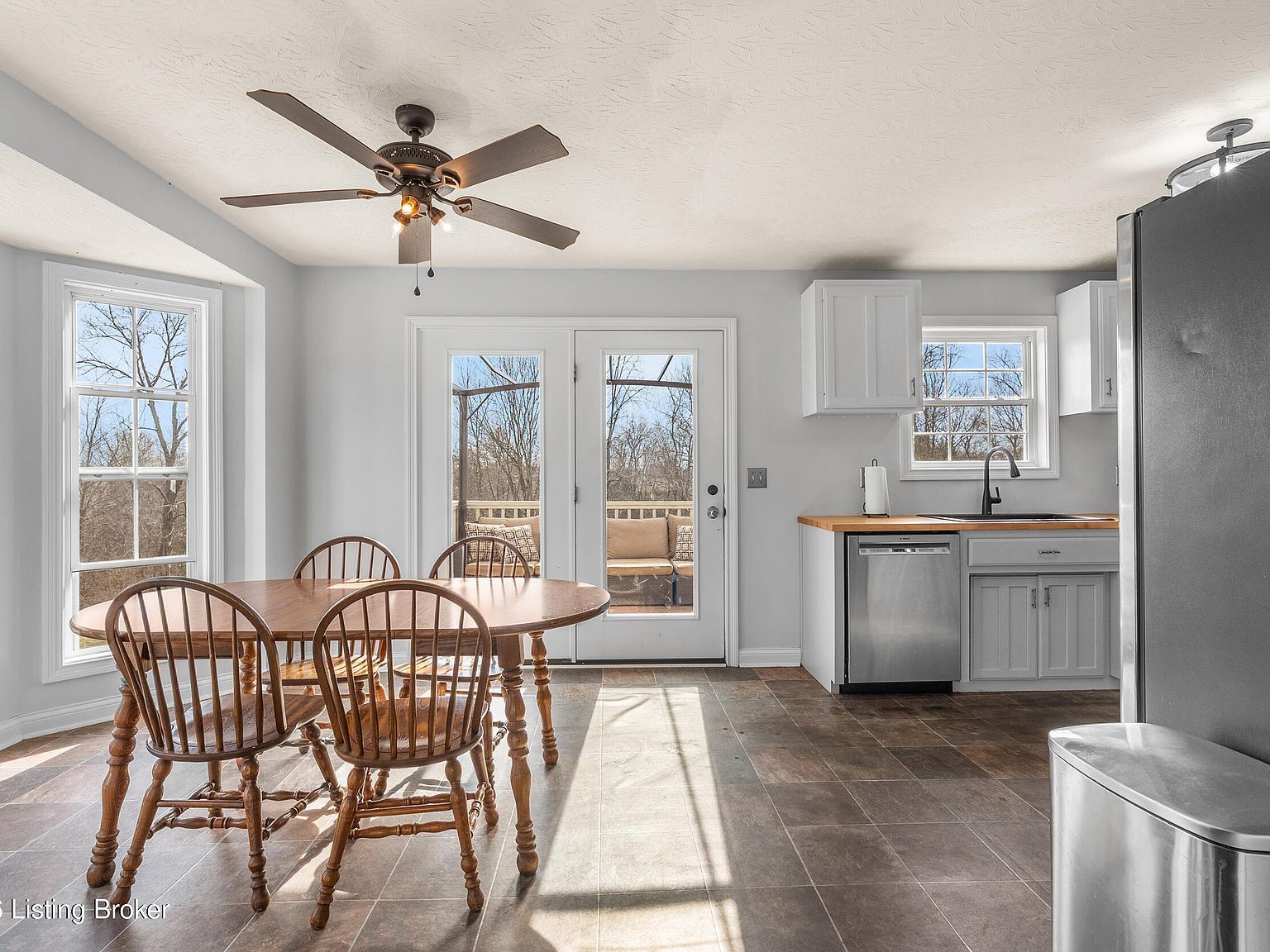 178 P J Ct Taylorsville, KY 40071  | Single Family