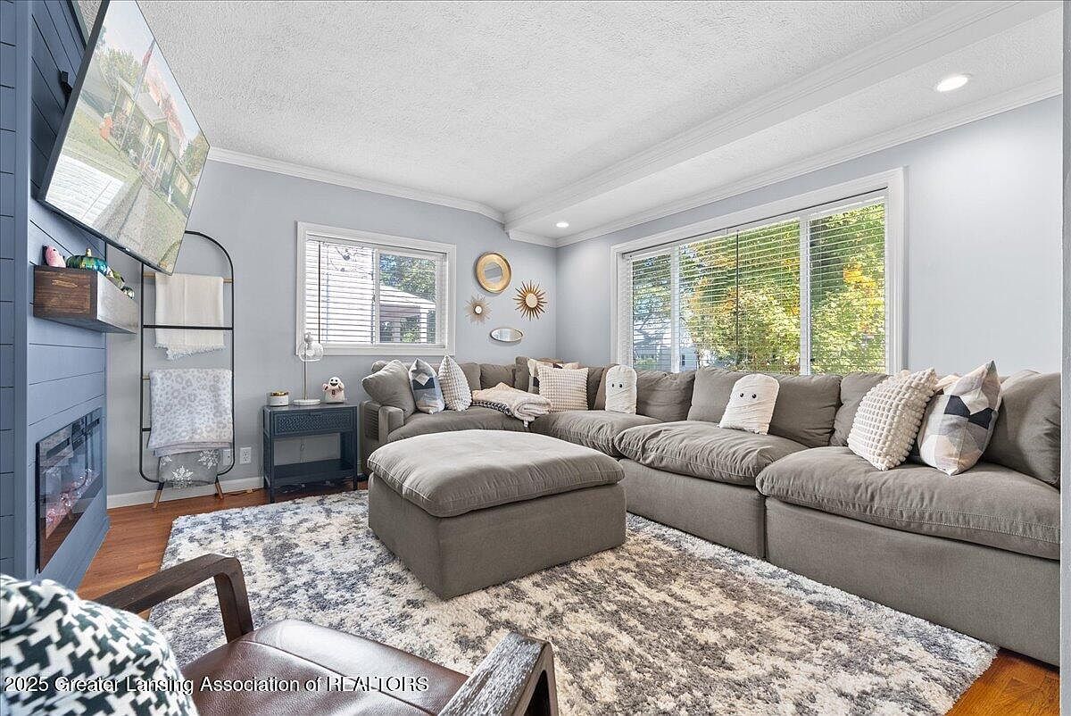 1947 Maple St Holt, MI 48842  | Single Family